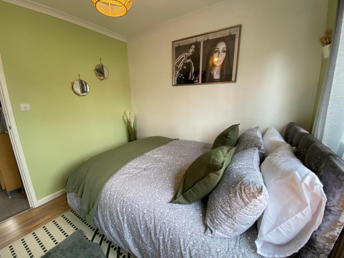 Host & Stay - Cotman Close Милтон-Кейнс Экстерьер фото