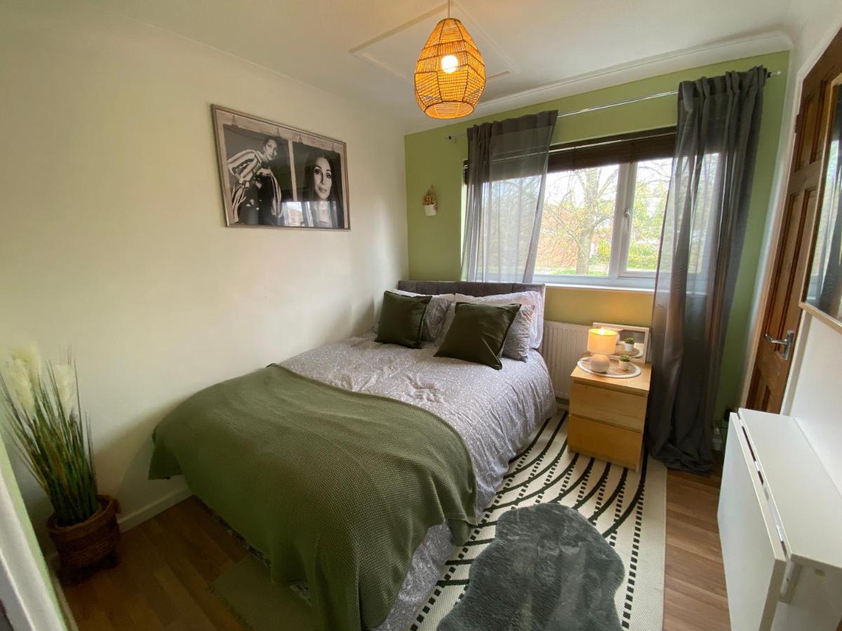 Host & Stay - Cotman Close Милтон-Кейнс Экстерьер фото
